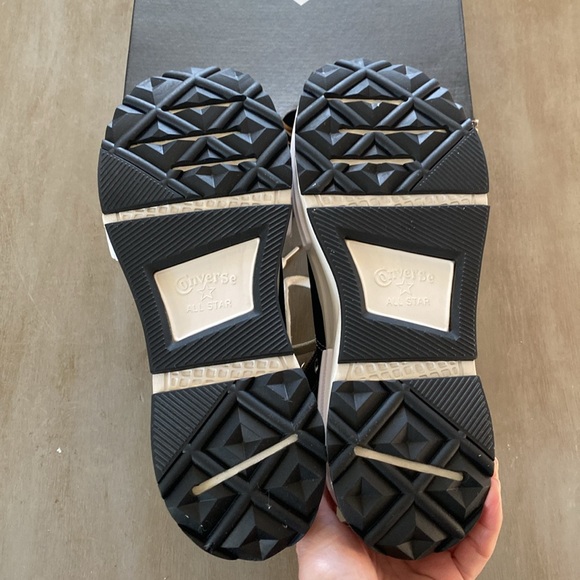 Converse Run Star Legacy Platform High-Top Sneaker - Picture 4 of 9